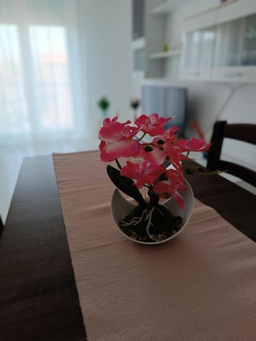 Flori'S Home แบร์กาโม ภายนอก รูปภาพ